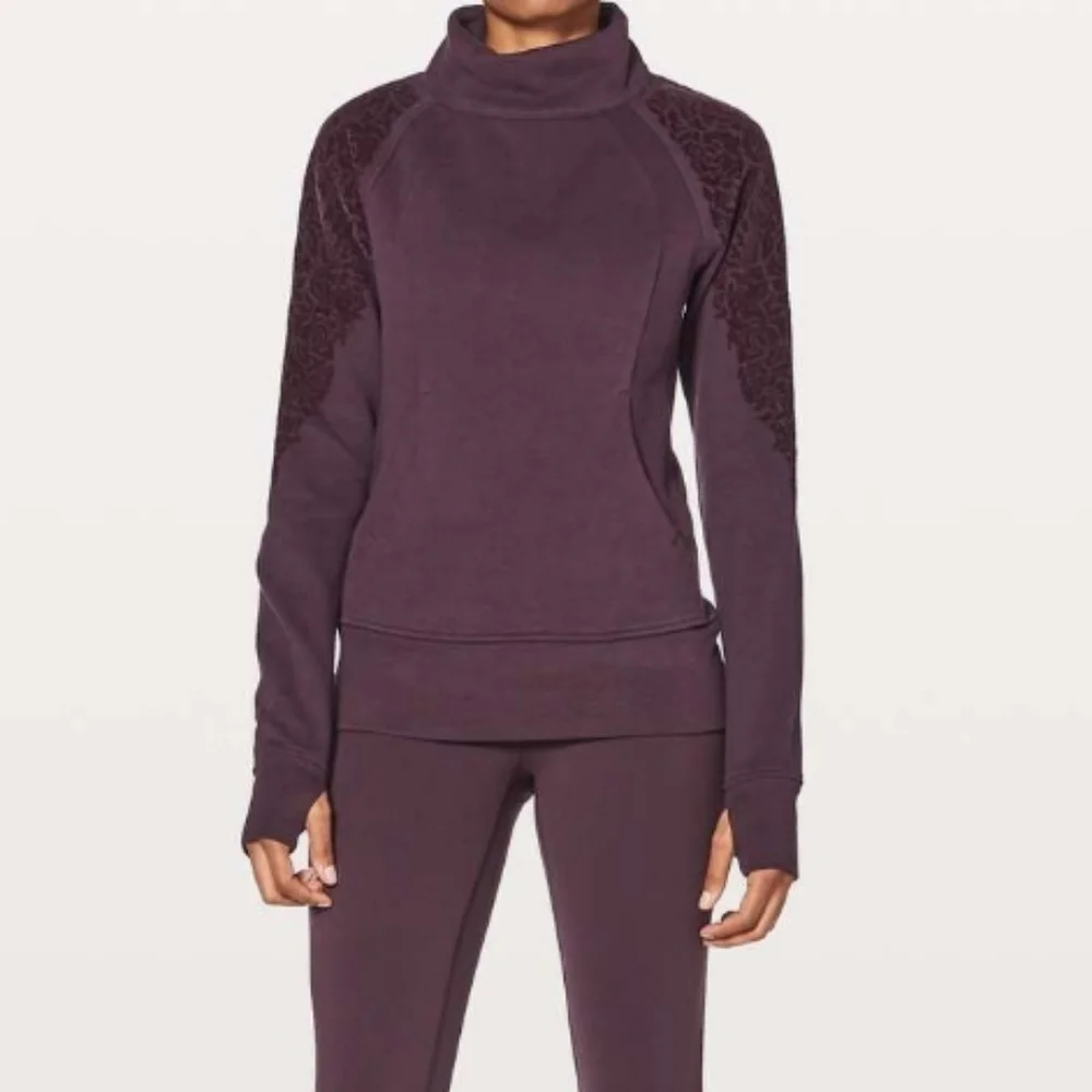 Lululemon floral flock pullover sweatshirt - Picture 1 of 15